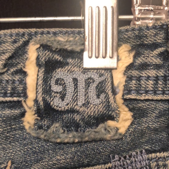 Adorable Mini Skirt by “Miss Me”! - Picture 9 of 17